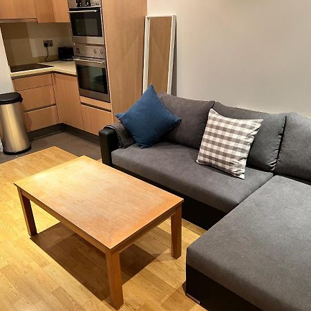 Stunning 2 Bed Flat! Centrally Located In London, Uk! ภายนอก รูปภาพ