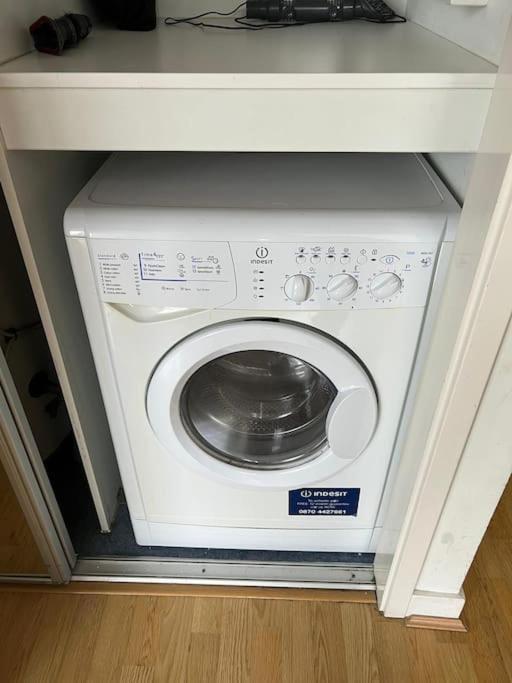 Stunning 2 Bed Flat! Centrally Located In London, Uk! ภายนอก รูปภาพ